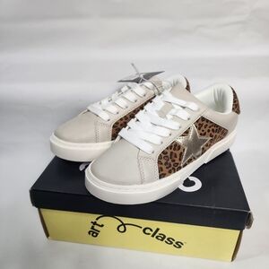 Art Class Women's Leopard Print Sneakers